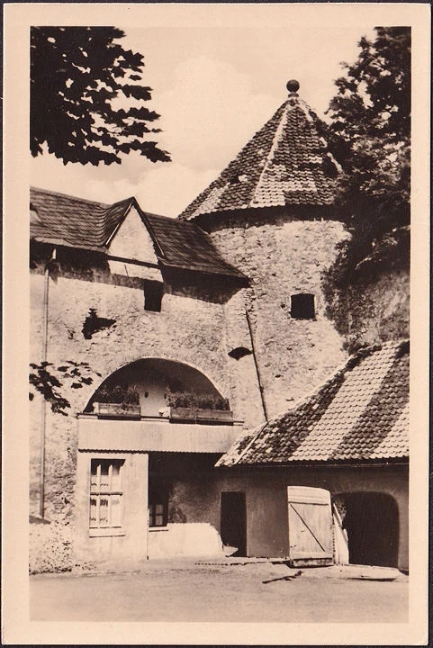 AK Harzgerode, Schlosshof, ungelaufen-datiert 1954