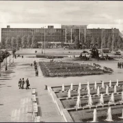 AK Berlin, Fernsehturm, Palast der Republik, Ordnungseinsatz IX, ungelaufen-datiert 1976