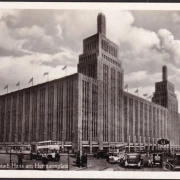 AK Berlin, Karstadt Haus am Hermannplatz, Doppeldeckerbus, Straßenbahn, ungelaufen