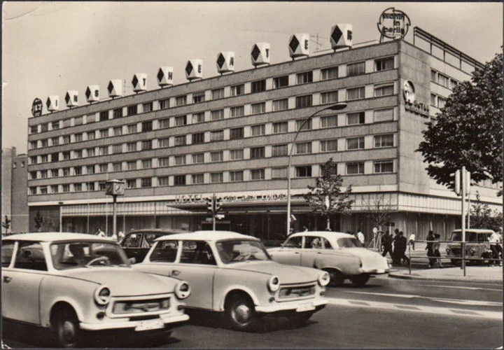 AK Berlin, Interhotel Unter den Linden, gelaufen 1975