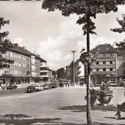 AK Rheydt Odenkirchen, Burgfreiheit, Deutsches Haus, Geschäfte, VW Käfer, ungelaufen