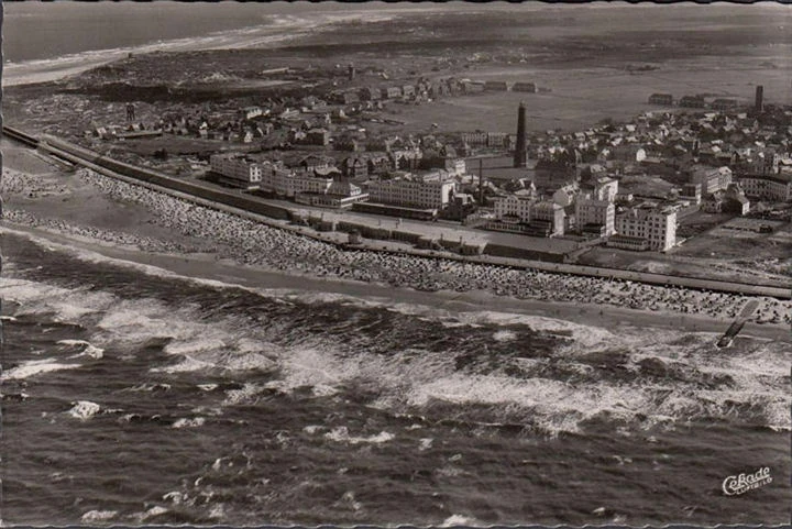 AK Borkum, Fliegeraufnahme, Stadtansicht, ungelaufen