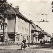 AK Babelsberg, Pestalozzistraße, Feinkost Geschäft, Straßenansicht, gelaufen