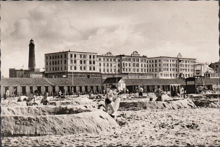 AK Borkum, Strand, Hotels, Badegäste, gelaufen 1960