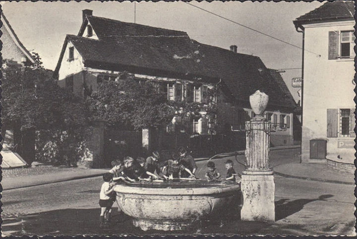 AK Mülheim, Kinder am Brunnen, Rößler Biergarten, Französische Feldpost, gelaufen 1968