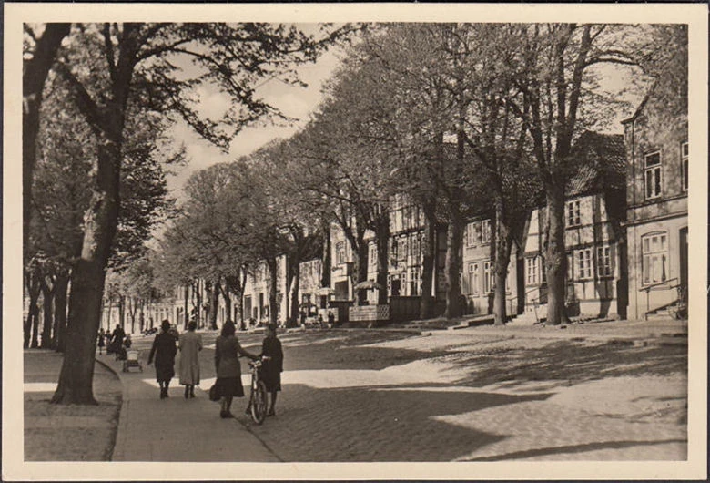 AK Burg auf Fehmarn, Breitestraße, ungelaufen