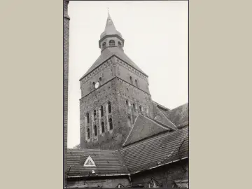 AK Sternberg, Kirche, Foto Bildkarte, ungelaufen