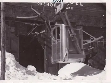 AK Bad Gastein, Gondel mit Skier, Bergstation, Stubnerkogel, Foto AK, ungelaufen