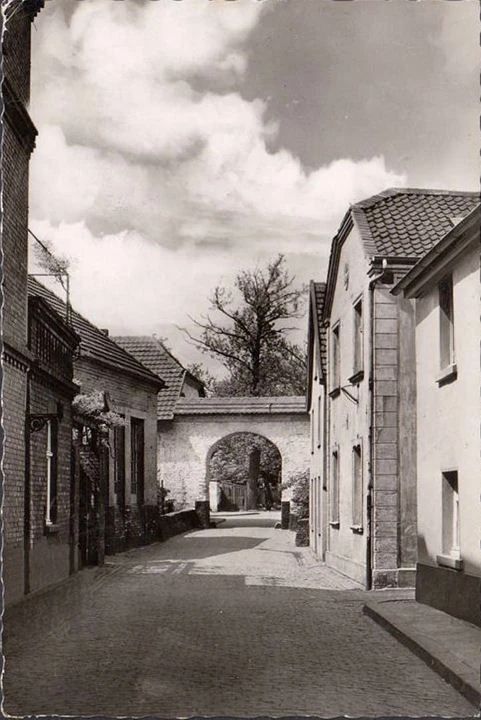 AK Dinslaken, Ritterstraße, gelaufen 1957