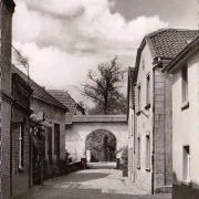 AK Dinslaken, Ritterstraße, gelaufen 1957