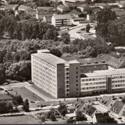 AK Lendersdorf, St. Augustinus Krankenhaus, Fliegeraufnahme, gelaufen 1973