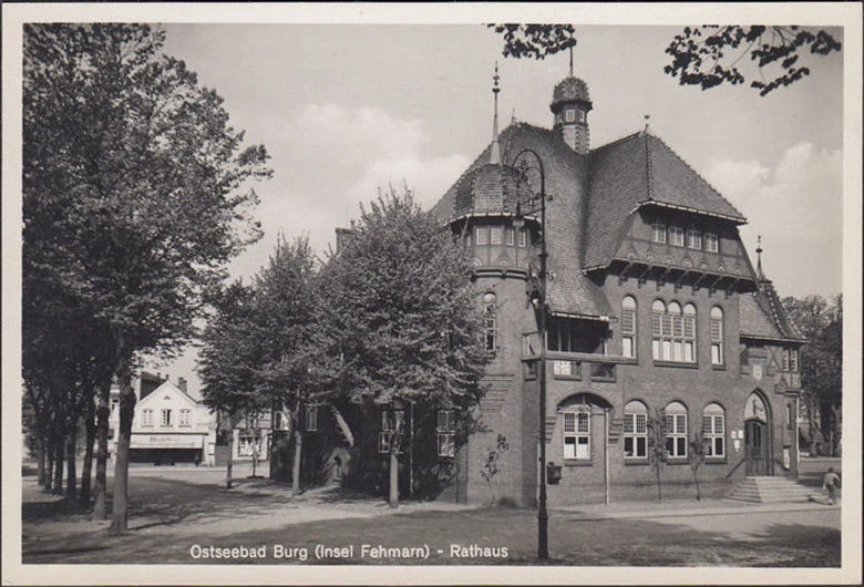 AK Burg auf Fehmarn, Rathaus, ungelaufen-datiert 1939