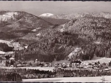 AK Hinterzarten, Stadtansicht im Winter, gelaufen 1962