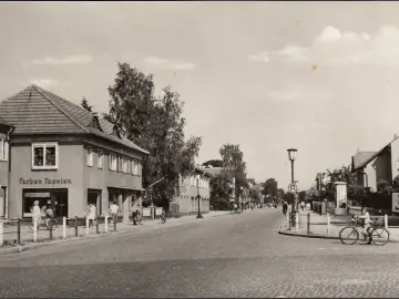 AK Hohen Neuendorf, Leninstraße, Farben und Tapeten Geschäft, gelaufen