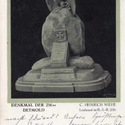 AK Detmold, Denkmal der 256er, Leutnant C. Heinrich Wiehe, Bahnpost, gelaufen 1916