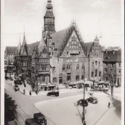 AK Breslau, Rathaus, Marktstände, Bratwurst Baude, gelaufen 1937