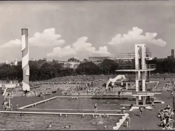 AK Essen, Gruga Wellenbad, gelaufen 1966