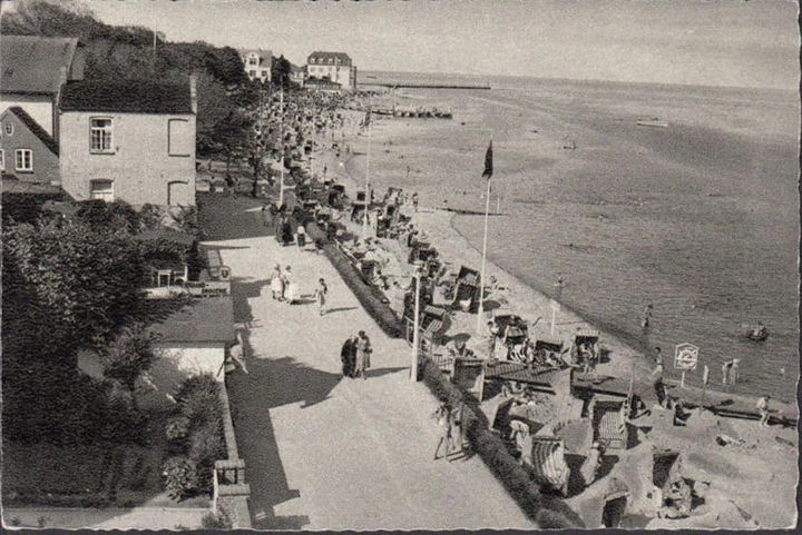 AK Wyk auf Föhr, Strand und Promenade, ungelaufen