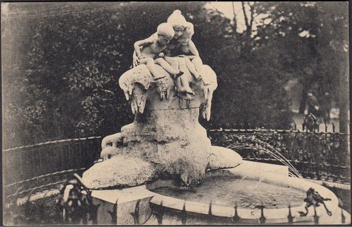 AK Düsseldorf, Blondat Brunnen, Feldpost, gelaufen 1915