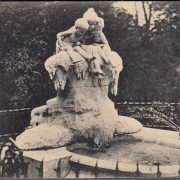 AK Düsseldorf, Blondat Brunnen, Feldpost, gelaufen 1915