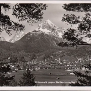 AK Mittenwald, Stadtansicht mit Wettersteinspitze, ungelaufen