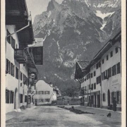 AK Mittenwald, Untermarkt mit Karwendel, ungelaufen