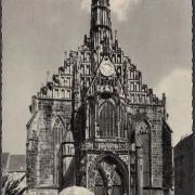 AK Nürnberg, Die Frauenkirche, Marktstände, gelaufen 1959