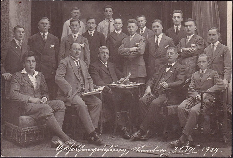 AK Nürnberg, Gehilfenprüfung 1929, Portrait Foto AK, ungelaufen