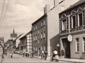 AK Bismark, Breite Straße, Brutmaschinenfabrik, gelaufen 1975