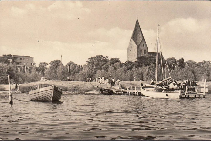 AK Rerik, Am Salzhaff, Bootsanleger, Boote, St. Johannes Kirche, ungelaufen