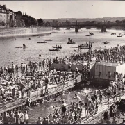 AK Prag, Blick von der Svatopluk Cech Brücke, Badegäste, ungelaufen