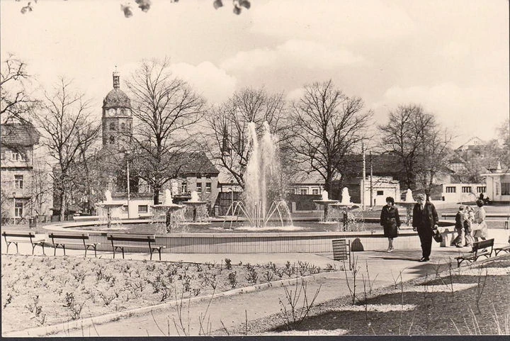 AK Sangerhausen, Park, Kirche, Brunnen, ungelaufen