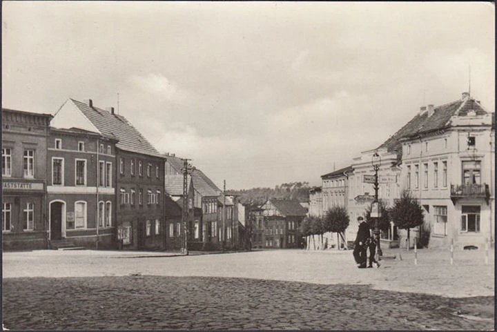 AK Laage, Am Markt, Gaststätte, gelaufen 1967