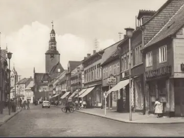 AK Gardelegen, Rats Apotheke, Volksstimme, Thälmannstraße, gelaufen 1969