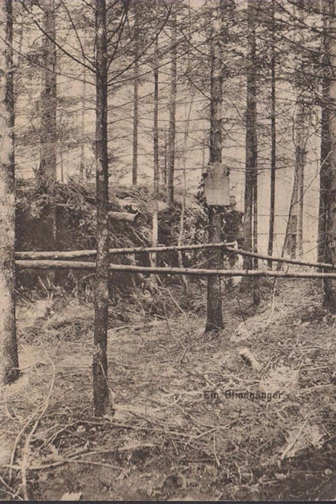 AK Ein Blindgänger im Felde, Feldpostexpedition, Ersatz Division B, Feldpost, gelaufen 1916