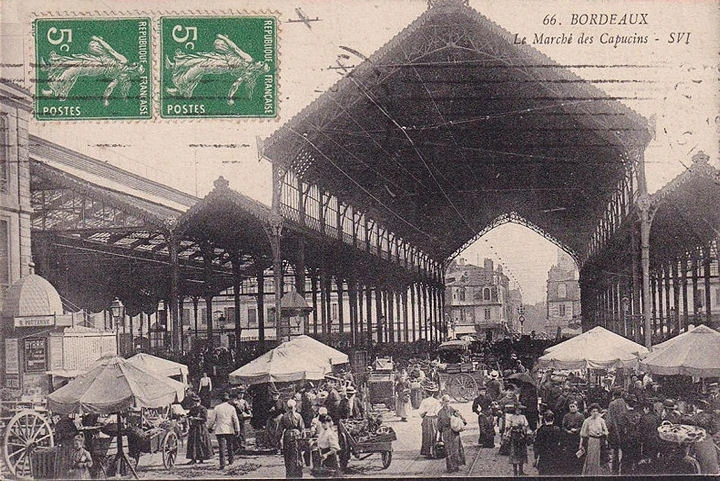 CPA Bordeaux, La Marche des Capucins, circule